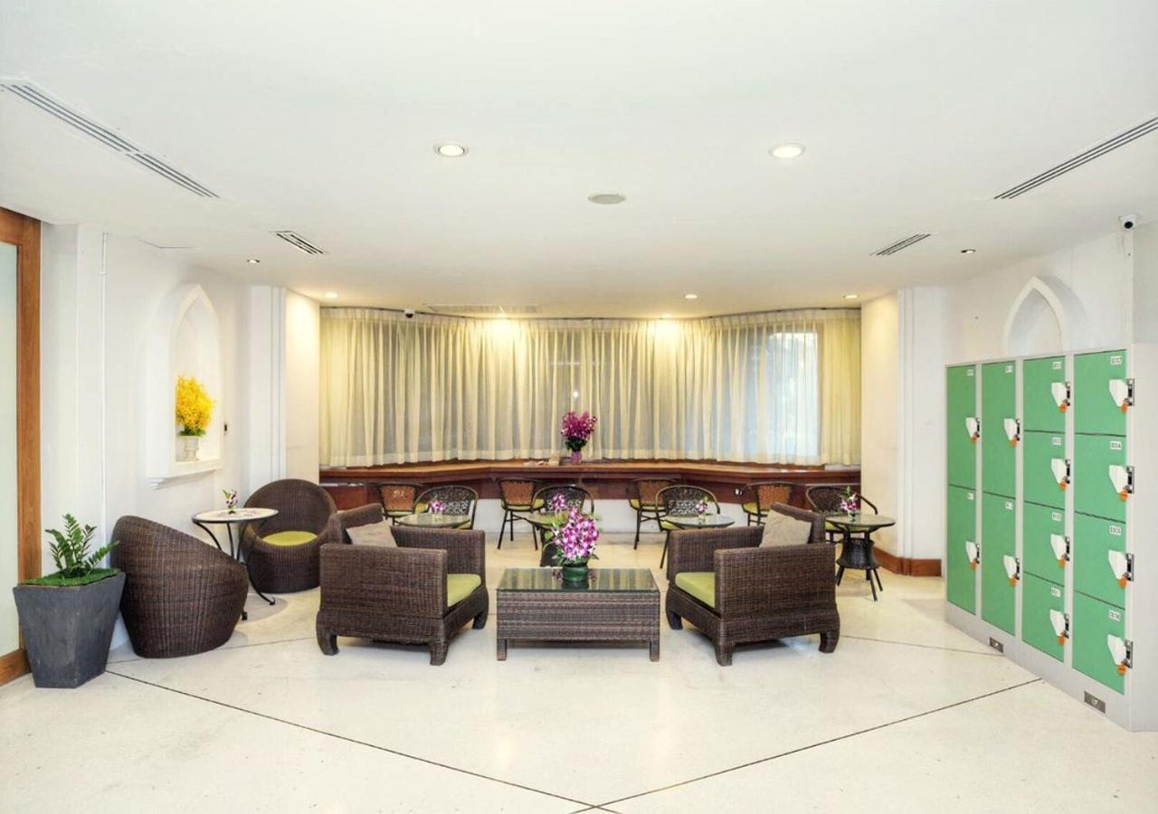 Dang Derm Khaosan Hotel Bangkok Bagian luar foto
